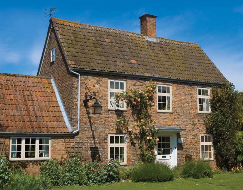 Timber Flush Sash Windows on Oxfordshire Cottage